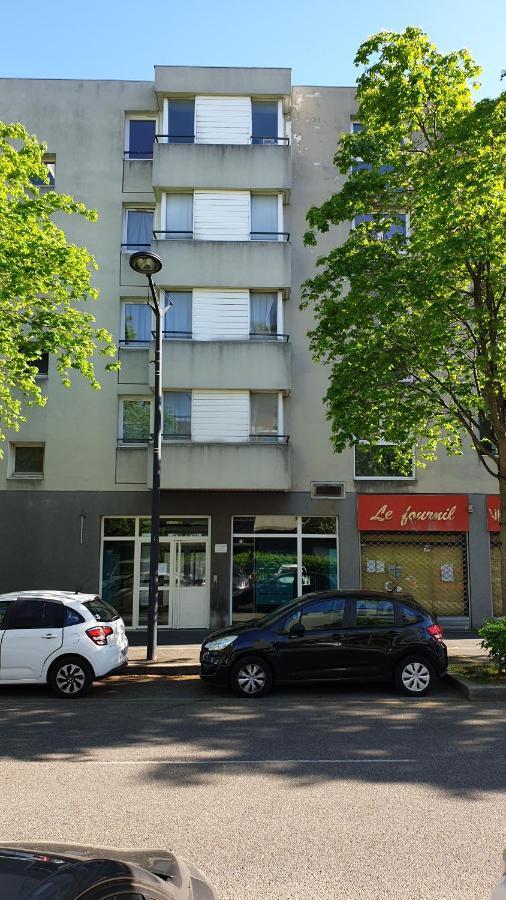 Studio Individuel - Le Musset & Parking Gratuit Devant L'Immeuble Apartment Grenoble Exterior photo